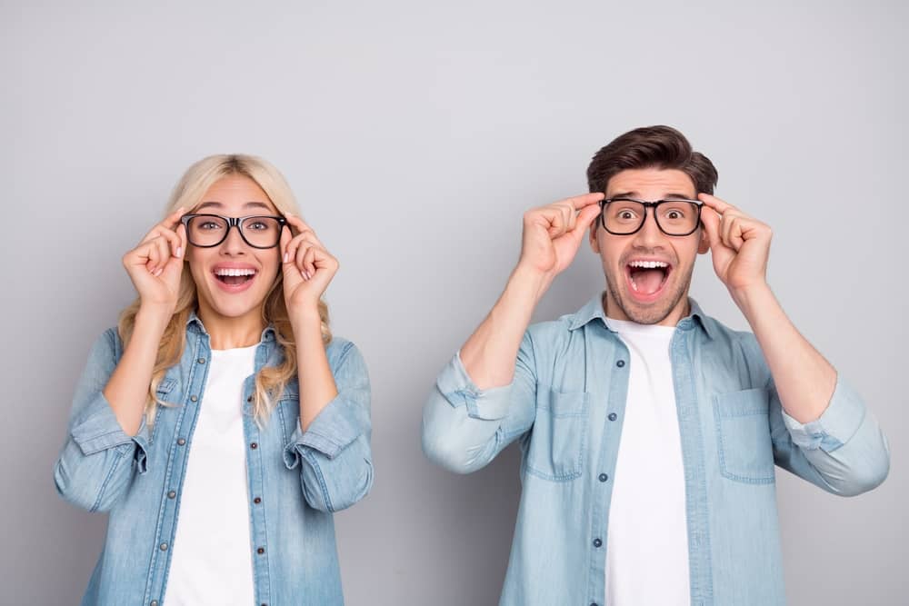 فروشگاه خرید عینک طبی و عینک آفتابی ستیا
